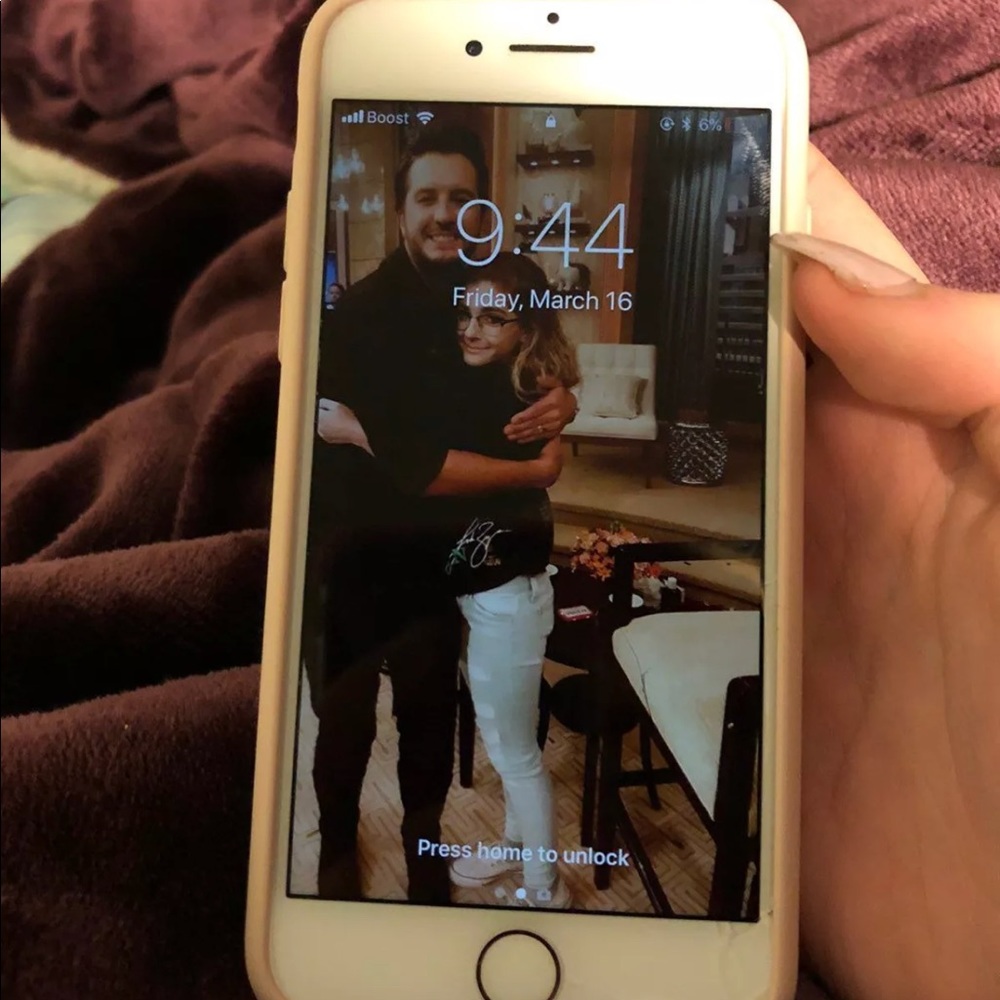 iphone 7 - Picture 2 of 2